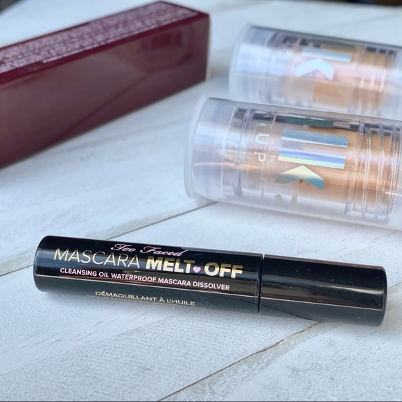 NIB Bundle of Makeup Basics: The Natural Glow - Picture 3 of 5